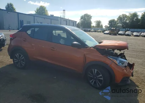 2020 Nissan Kicks Sv z USA, uszkodzony, nr VIN 3N1CP5CV8LL569251